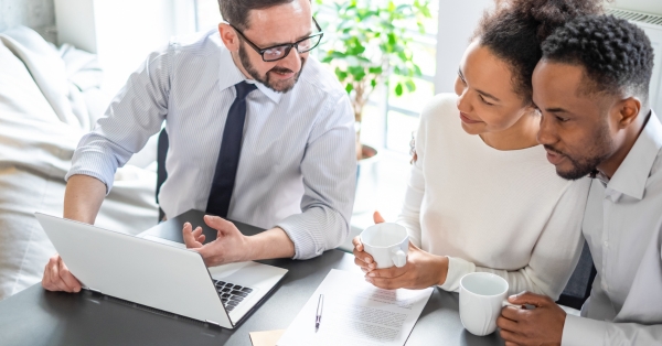 ק.מ. דנאור סוכנות לביטוח בעמ